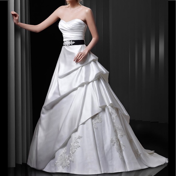 Black or white sash! ivory Satin  & formal sash - Picture 10 of 15